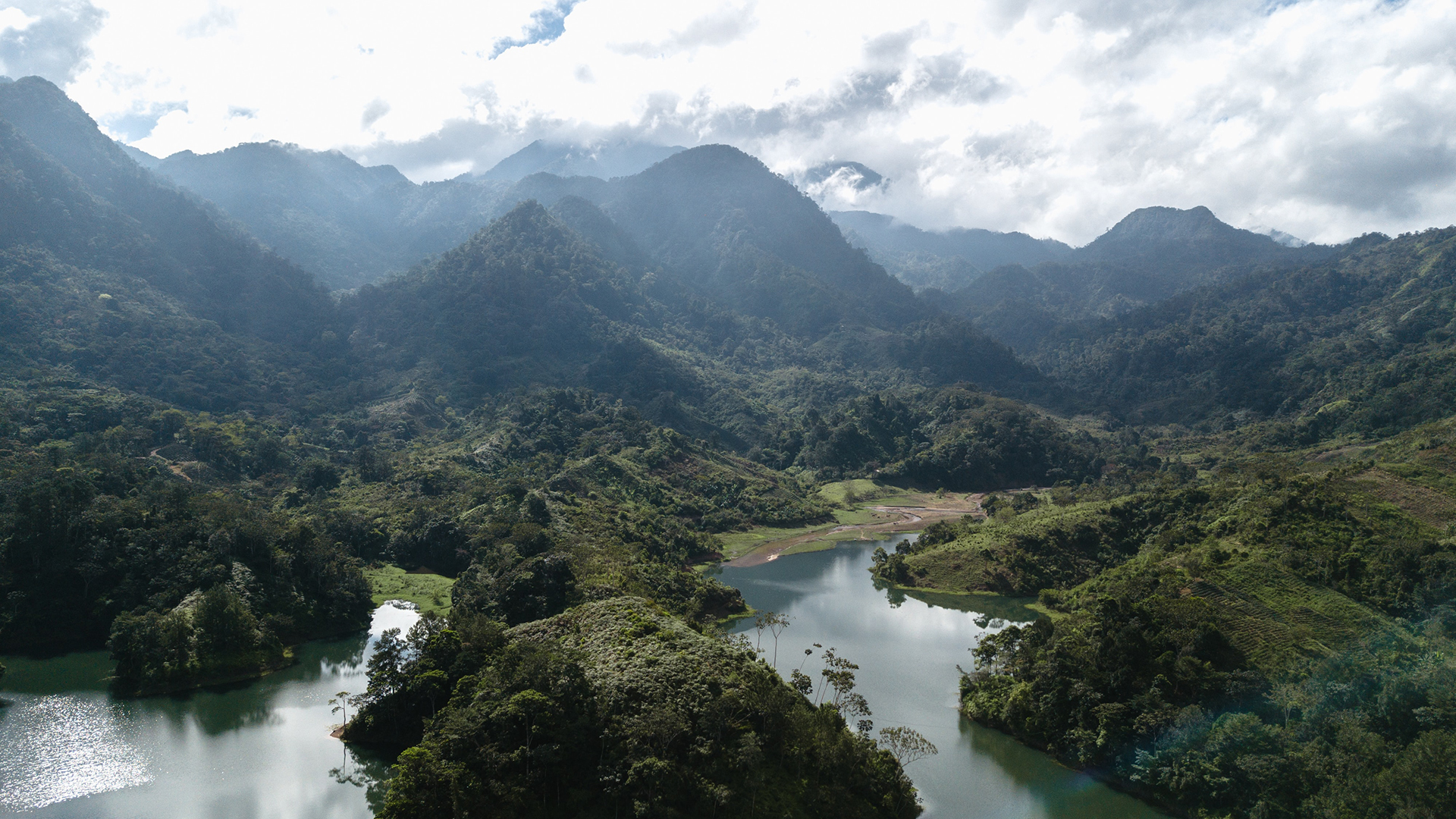 Jose Miguel and Heather Hernandez Farrell | Commission to Every Nation | Honduras
Developing Leaders, Transforming Communities, Multiplying Churches & Disciples
